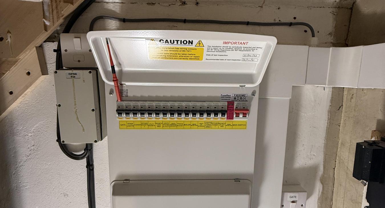 Fuse Box Upgrade in Worcester Park – 5-Bedroom Detached House