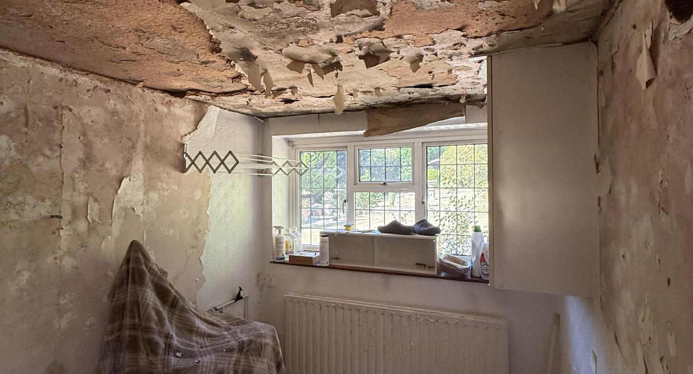 Plaster-In LED Profile Lighting for a Low-Ceiling Utility Room in Esher
